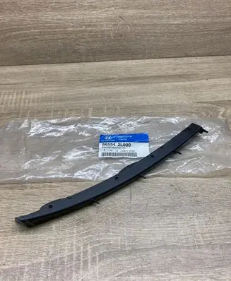 Hyundai i30 Front bumper mounting bracket 865542L000