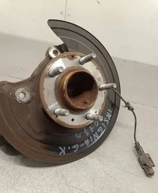 Opel Insignia B Rear wheel hub spindle/knuckle 13507017 557804735 9217245