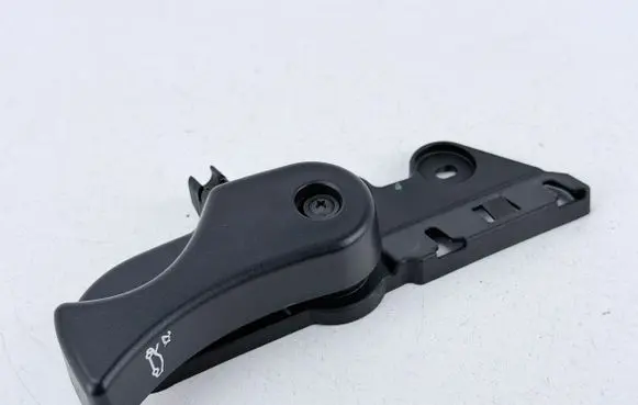 BMW 1 F20 F21 Engine bonnet (hood) release handle 7221914