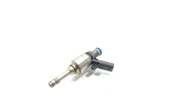Audi A3 S3 8P Fuel injector 06H906036B 026150033