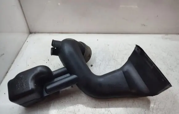 Suzuki Grand Vitara II Intercooler hose/pipe 65JR03
