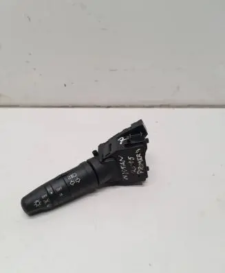 Nissan Primera Indicator stalk 25540