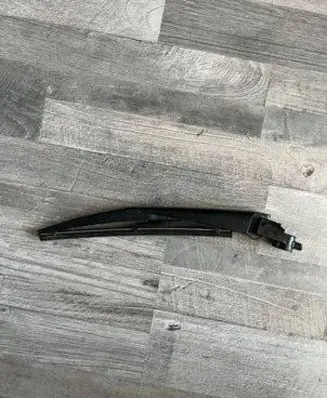 Skoda Superb B6 (3T) Rear wiper blade arm PETGF30