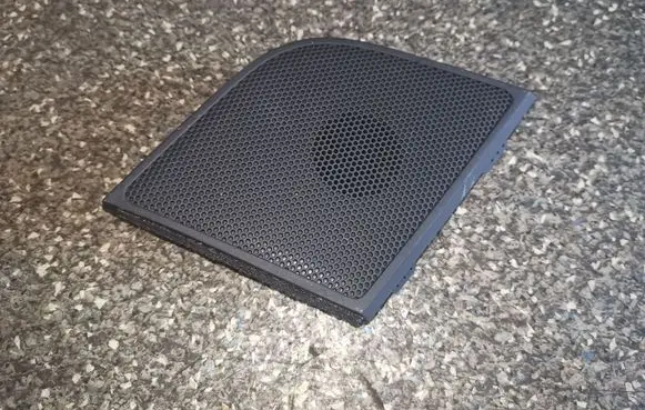 Side speaker trim/cover
