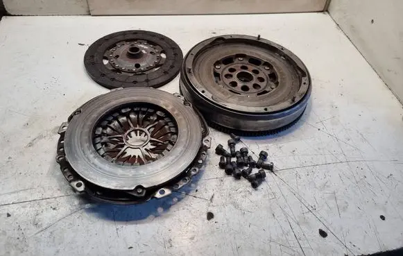 Peugeot 307 Clutch set kit 010902 324043410