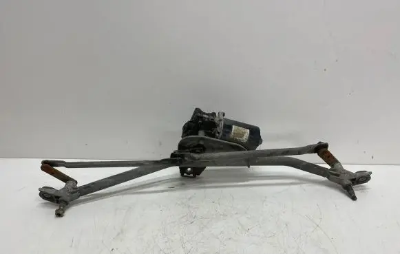 Audi A6 S6 C5 4B Front wiper linkage and motor 4B1955113 0390241140