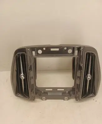 Volvo XC60 Dash center air vent grill 31417738 31477274 31477275