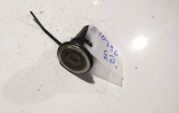 Peugeot Boxer Front door lock (next to the handle) 
