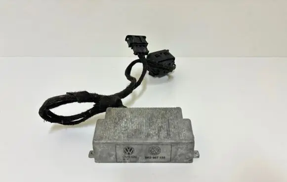 Audi A4 S4 B8 8K Voltage converter/converter module 8K0907155