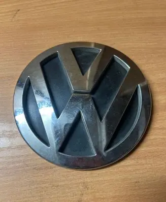 Volkswagen Touareg I Manufacturers badge/model letters 7L6853630A