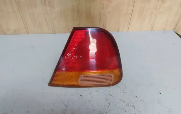 Mitsubishi Carisma Tailgate rear/tail lights 291802 MB9529