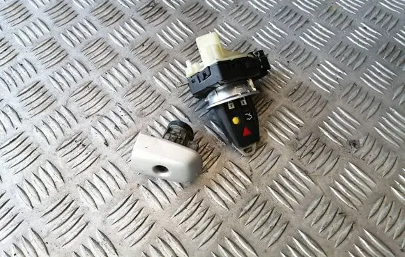 Volvo V50 Ignition lock 30659837 30672378