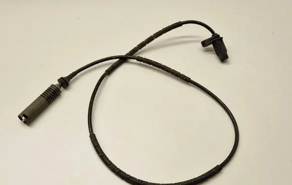 BMW 1 E81 E87 ABS rear brake sensor 6762466