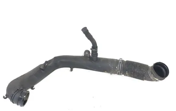 Air intake hose/pipe