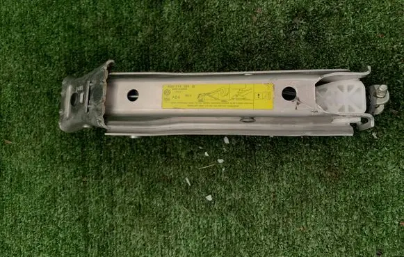 Volkswagen Polo Lift Jack 6Q0011031D BATZSC00P