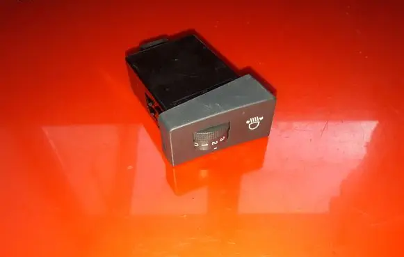 Hyundai Santa Fe Headlight level height control switch 933702B000