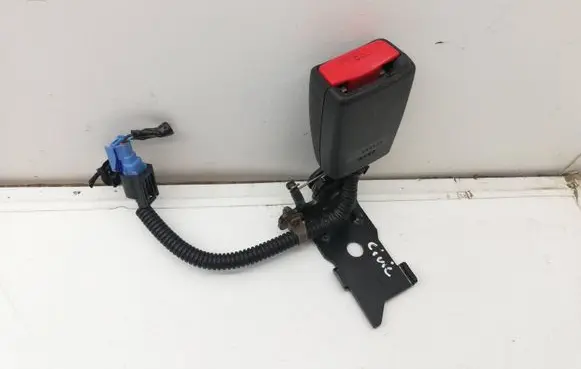 Honda Civic Front seatbelt buckle 289228