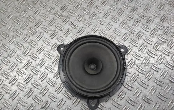 Nissan Qashqai Front door speaker 8360088 2815635G0B