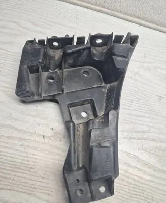 Volvo S60 Front bumper mounting bracket 31323832