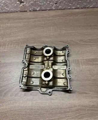 Rocker cam cover