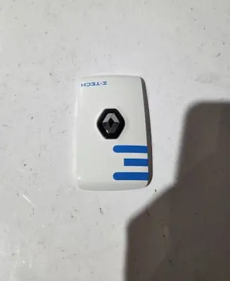 Renault Zoe Ignition key/card A2c39769900 285c70175r
