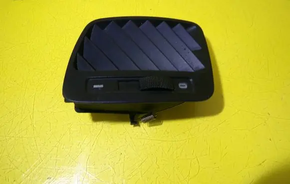 Audi A6 S6 C5 4B Dashboard side air vent grill/cover trim 4B0819794