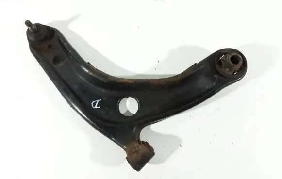 Toyota Yaris Front lower control arm/wishbone