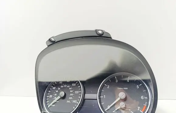 BMW 1 E82 E88 Speedometer (instrument cluster) 9187323