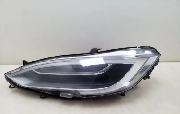 Tesla Model S Headlight/headlamp 105357400C