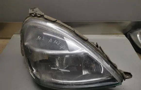Mercedes-Benz A W168 Headlight/headlamp 0301152612