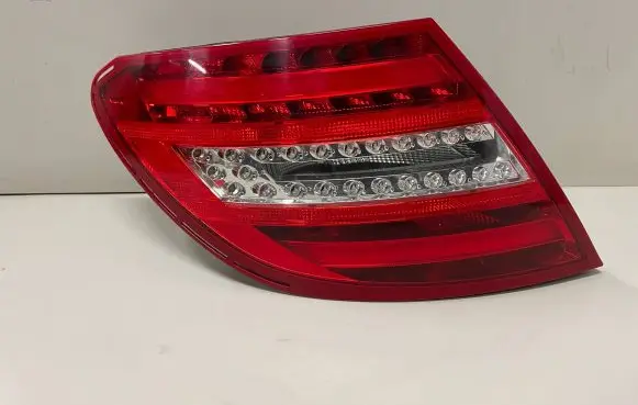 Mercedes-Benz C W204 Rear/tail lights 2048205464