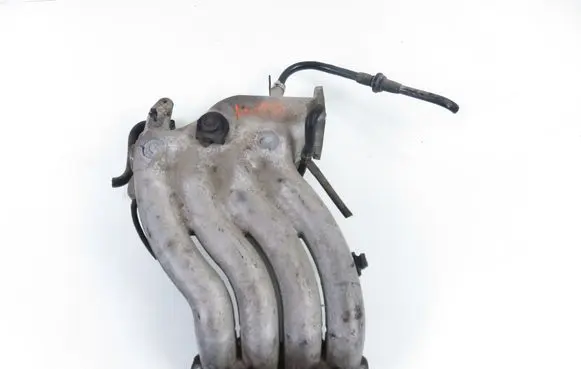 Volkswagen Bora Intake manifold 06A133223N