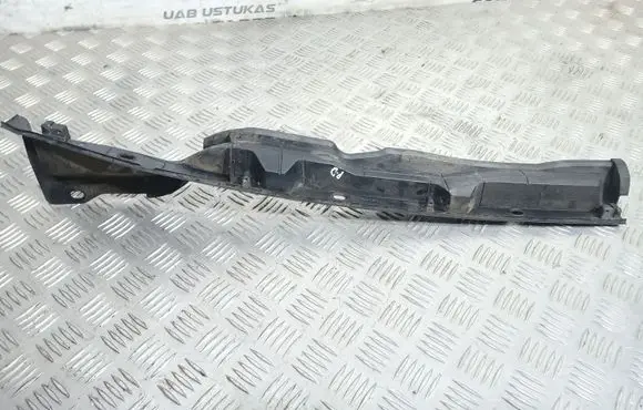 Mazda CX-7 Fender end trim E221507X1