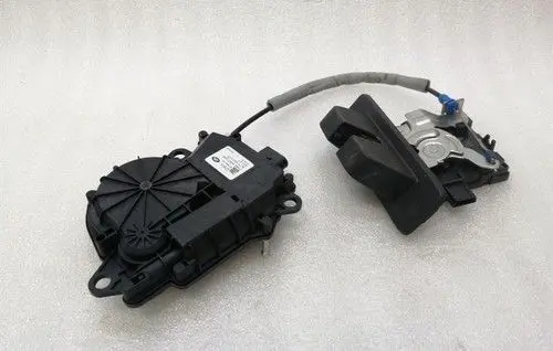 Land Rover Range Rover Sport L494 Tailgate boot lock/latch motor DK62404C10AE