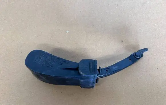 Audi Q7 4M Rear door check strap stopper 4M0839267