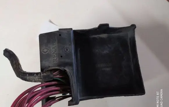 Renault Laguna II Fuse module 8200003059 318003100