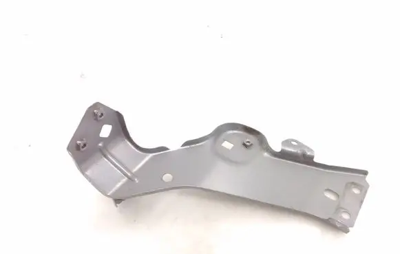 Mazda CX-30 Fender mounting bracket