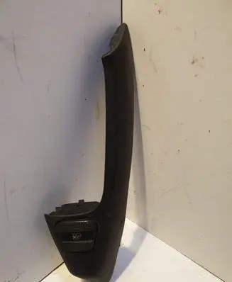 Volkswagen Golf III Electric window control switch 1H0867198A