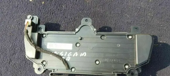 Opel Insignia A Climate control unit 13273252