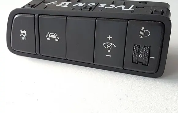 Hyundai Tucson TL Multifunctional control switch/knob 93710D7520TRY 3D1109B000