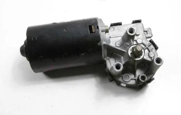 Volvo S70 V70 V70 XC Front wiper linkage and motor 9169321