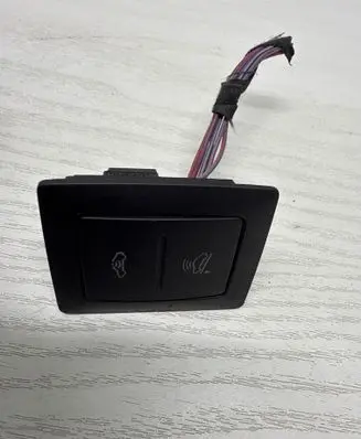 Volkswagen Golf V Alarm switch 1K0962109