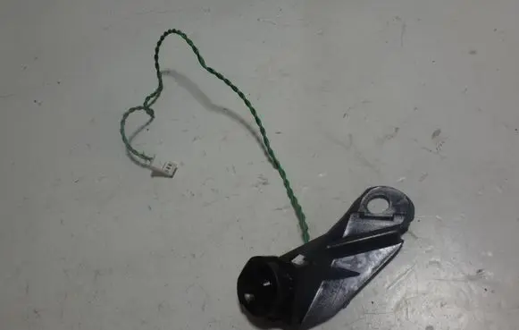 BMW 5 E39 Front door speaker 8362528