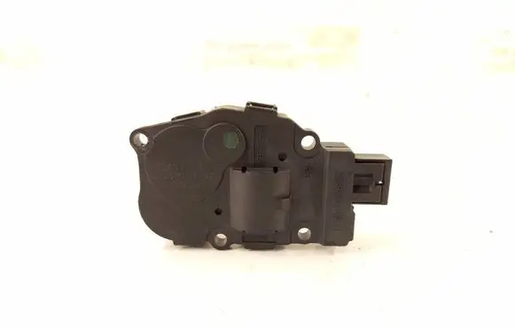 Mercedes-Benz SLK R172 Air flap motor/actuator 1699062500 EFB431