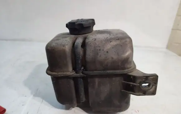 KIA Carens II Coolant expansion tank/reservoir 254311D200