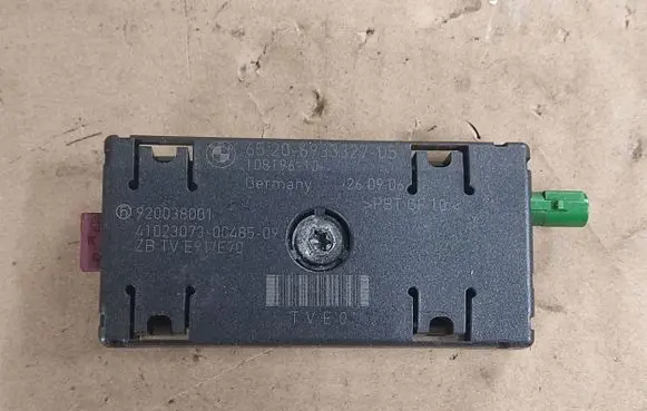 BMW X5 E70 Antenna control unit 6933327 920038001 10819610