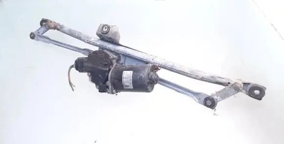 Audi A6 S6 C5 4B Front wiper linkage and motor 8D1955113C 061100A