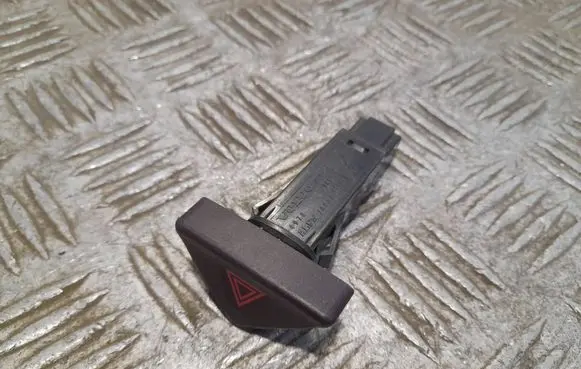 Volvo V70 Hazard light switch 9441045