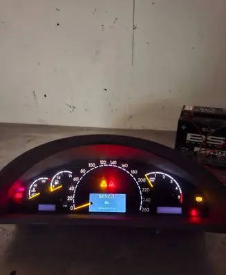 Mercedes-Benz S W220 Speedometer (instrument cluster) 0263605211 A2205401147 5776471