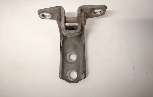 Mitsubishi Outlander Front door upper hinge 